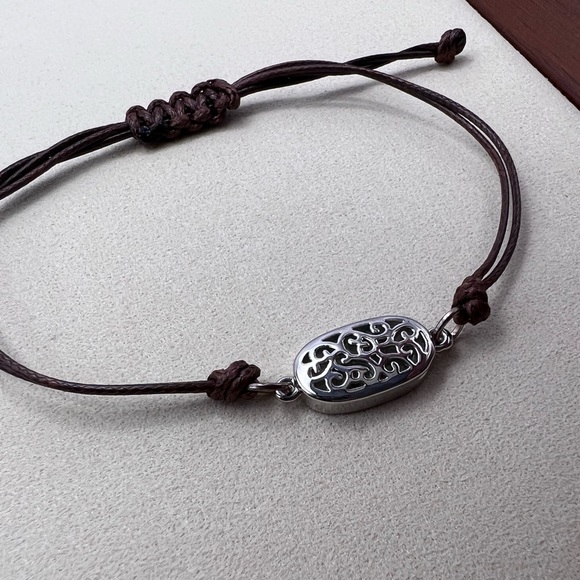 Handmade bracelet brown with a pearl like centre - Picture 5 of 5